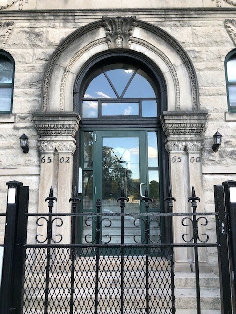 Foto del edificio - 6502 S Drexel Ave