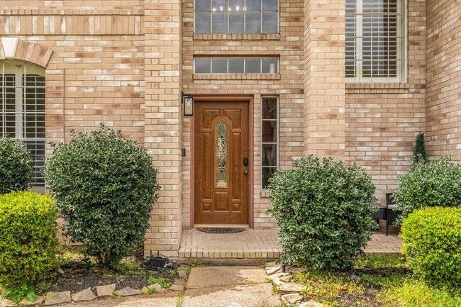 Building Photo - 4318 Raintree Ct
