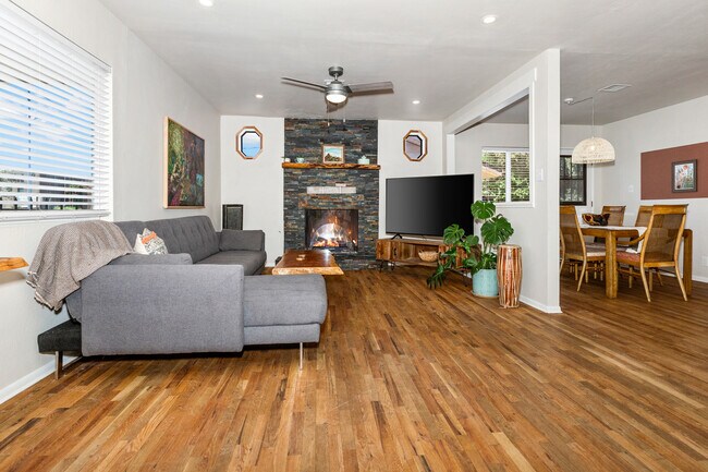 Foto del edificio - 781 Gail Gardner Way