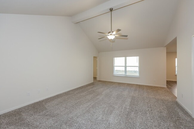 Building Photo - 1301 Redpine Dr