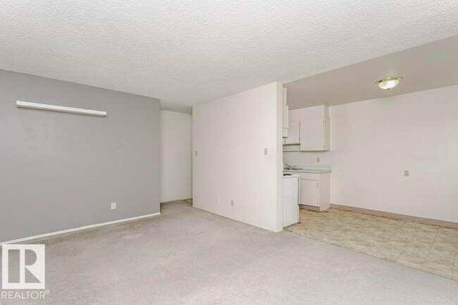 Building Photo - #71 11255 31 AV NW