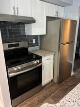 The Dogwood Kitchen - Amber Lake Apartment Homes
