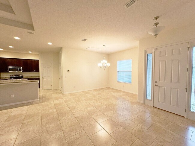 Foto del edificio - Welcome to your Beautiful Pool Home in the...