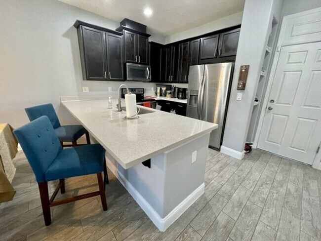 Building Photo - 1303 Mill Pond Ln