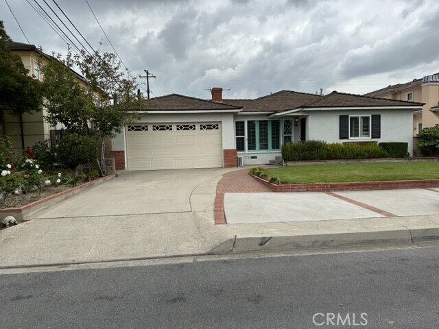 1100 Louise Ave  