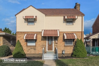 Building Photo - 928 Kennedy Dr
