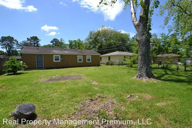 Building Photo - 3 br, 1 bath House - 6755 Merrydale Ave