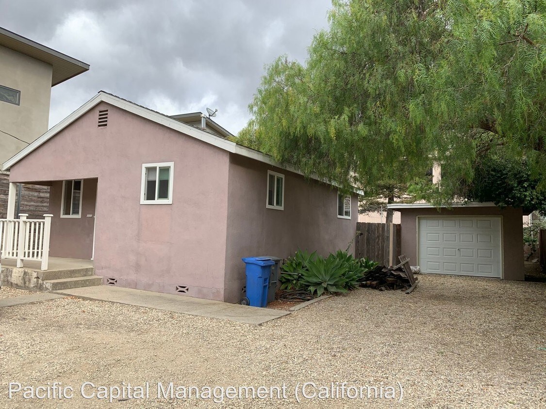 Primary Photo - 3122 Rockview Pl