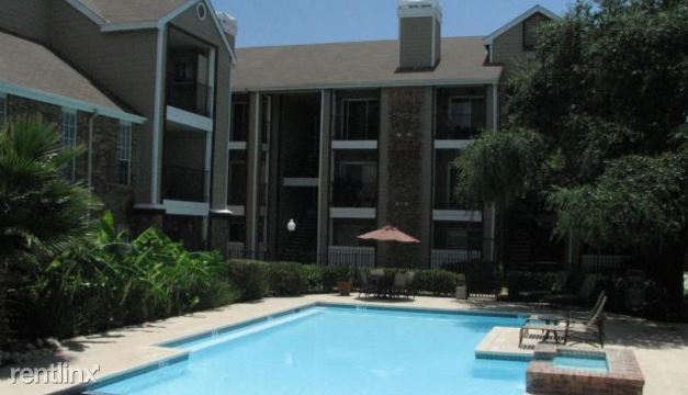 Building Photo - 1441 Contour Dr