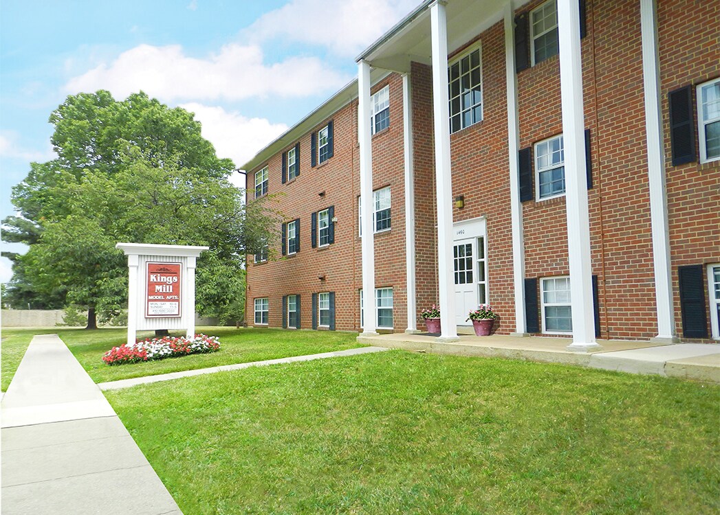 Kings Mill Apartments and Townhomes Apartments in Essex, MD