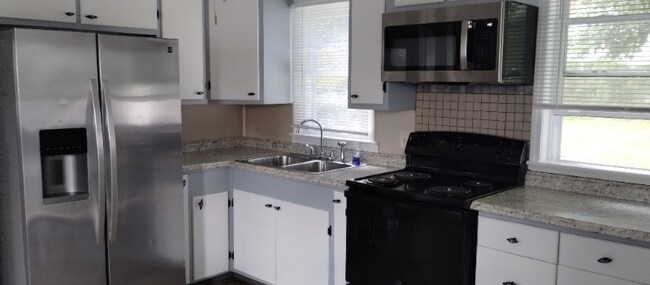 Foto del edificio - 4808 W Genesee St
