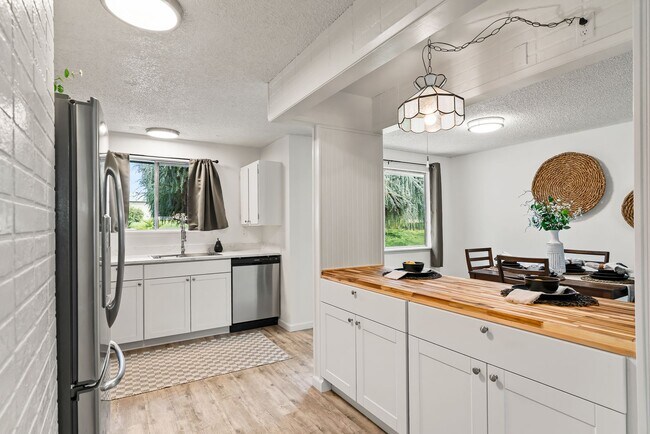 Foto del edificio - 6902 Alpine Way - Located in West Valley