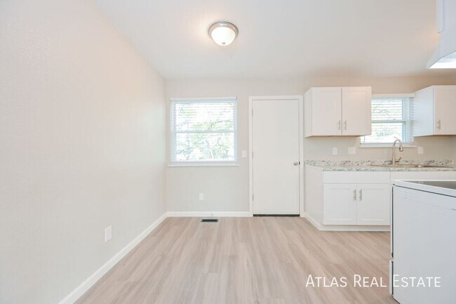 Foto del edificio - 11403 E Ellsworth Pl