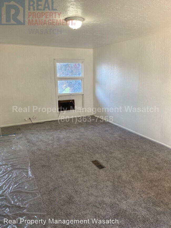 Building Photo - 3 br, 1 bath House - 9705 S 1650 W