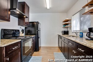 Building Photo - 9806 Cascade Valley St
