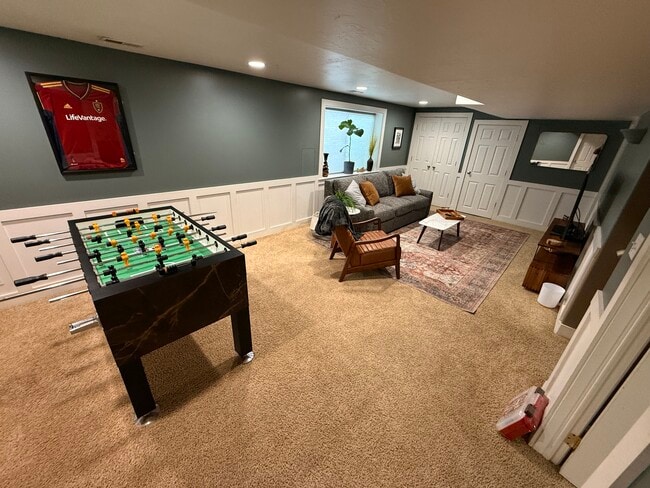 Foto del edificio - 676 E Howard Dr