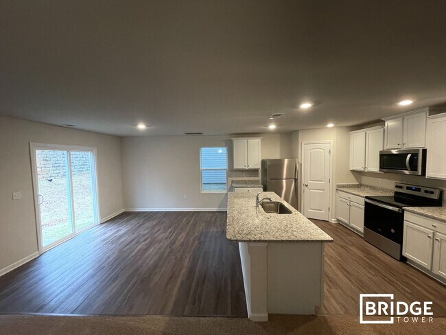 Foto del edificio - 9107 Creedmore Hills Dr