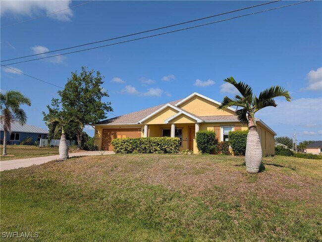 Building Photo - 212 NW 26th Ave