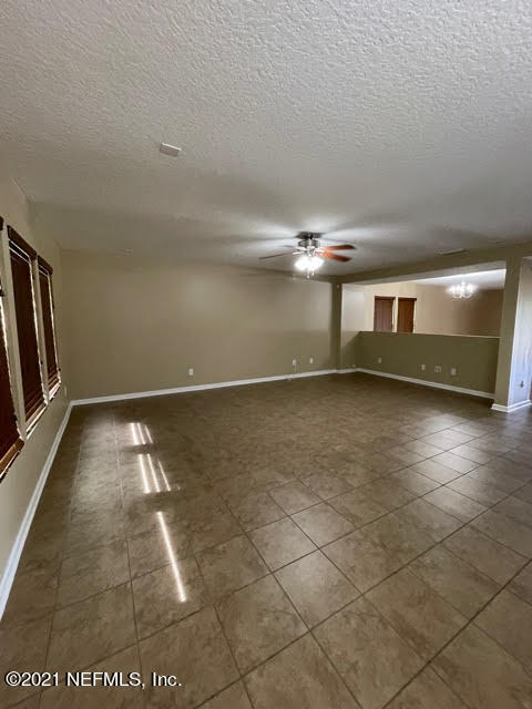 Building Photo - 7399 Westland Oaks Dr