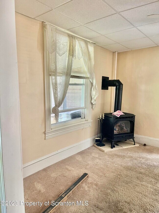 Building Photo - 1103 Monroe Ave