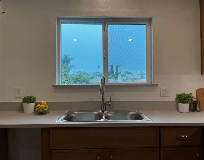 Foto del edificio - 334 Cedar Rd