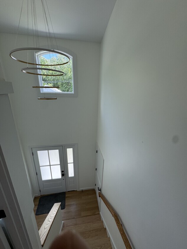 Foto principal - 136 Nokomis Rd