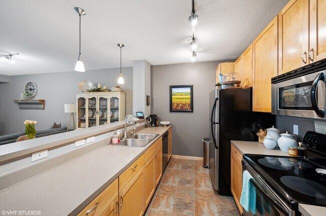 Foto del edificio - 7601 Aldrich Ave S