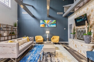 Interior Photo - Avalon Villas (LeaseCo)