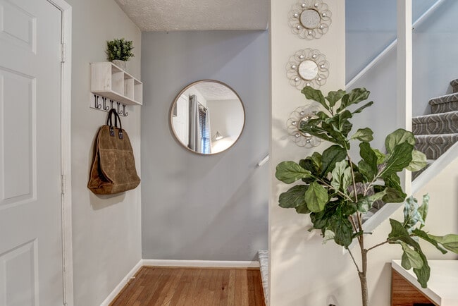 Building Photo - 203 Buck Cove Terrace