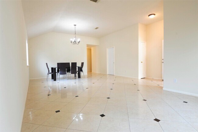 Building Photo - 7023 Shaman Ln