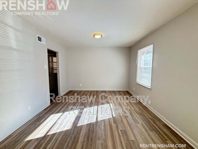 Foto del edificio - 5152 Verosa Ave