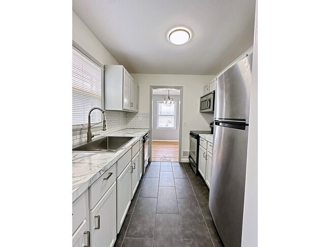 Photo - 7727 Izard St House