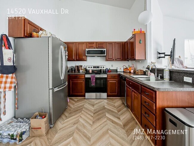 Foto del edificio - 14520 Vauxhall Dr