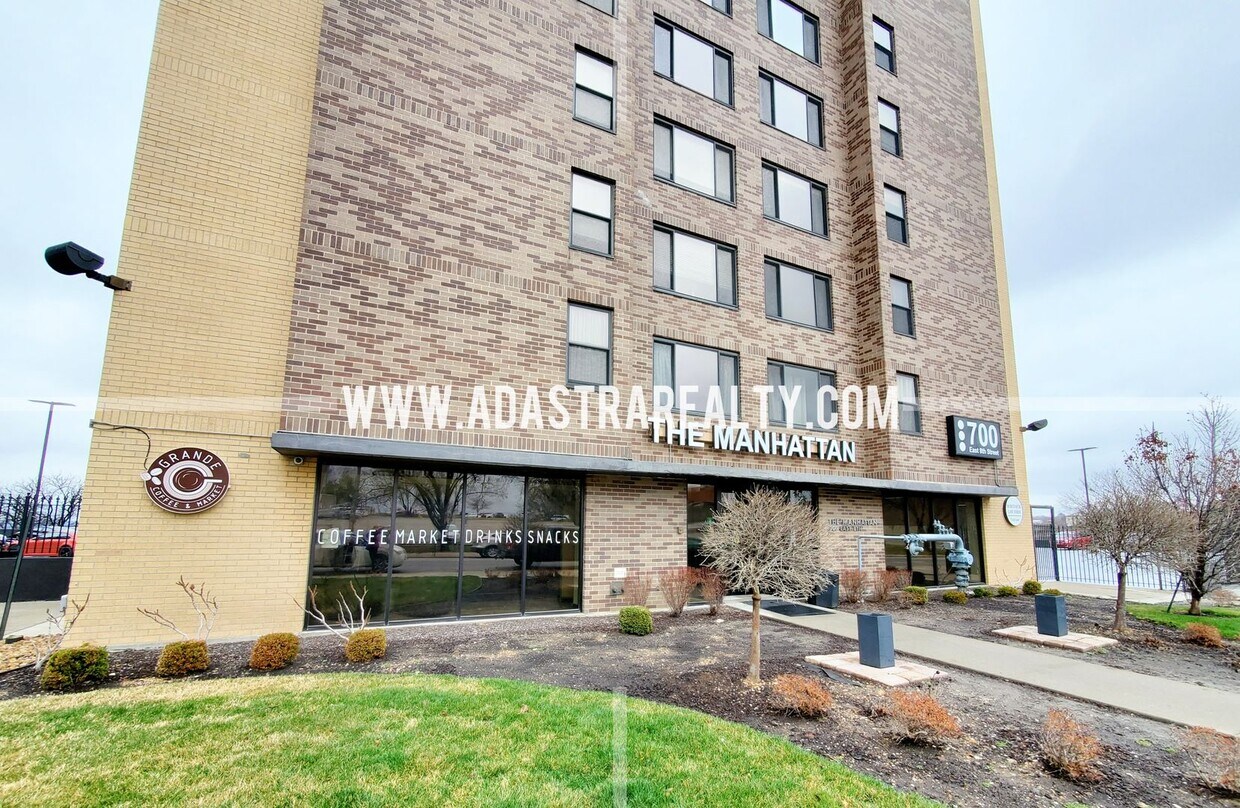 Primary Photo - MOVE IN SPECIAL!! Ultimate Urban Living, I...