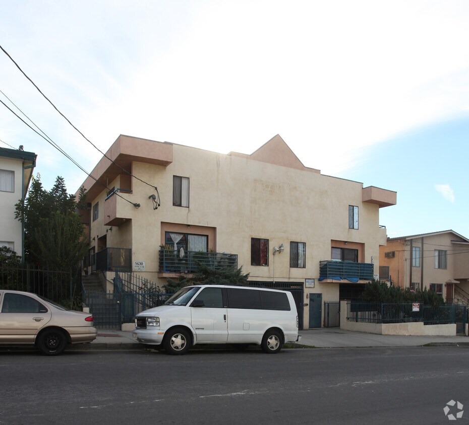 Foto del edificio - 5630 Ash St
