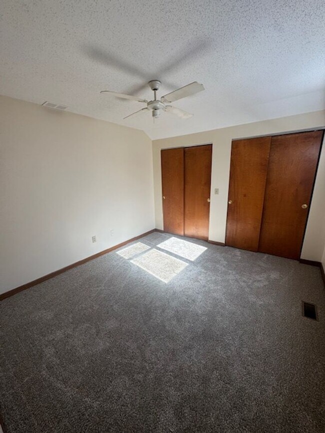 Foto del edificio - 2007 Hillside Ave