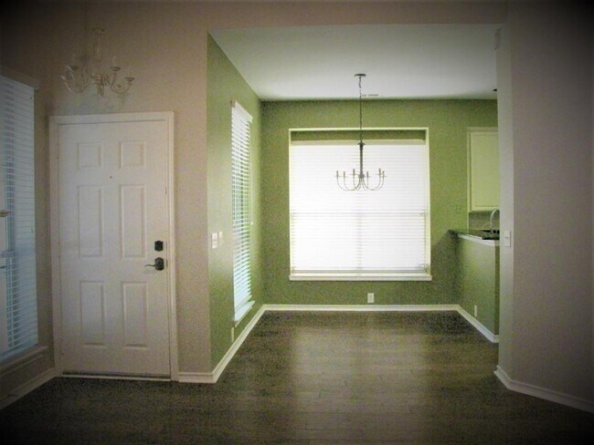 Building Photo - 7418 Saddlehorn Dr