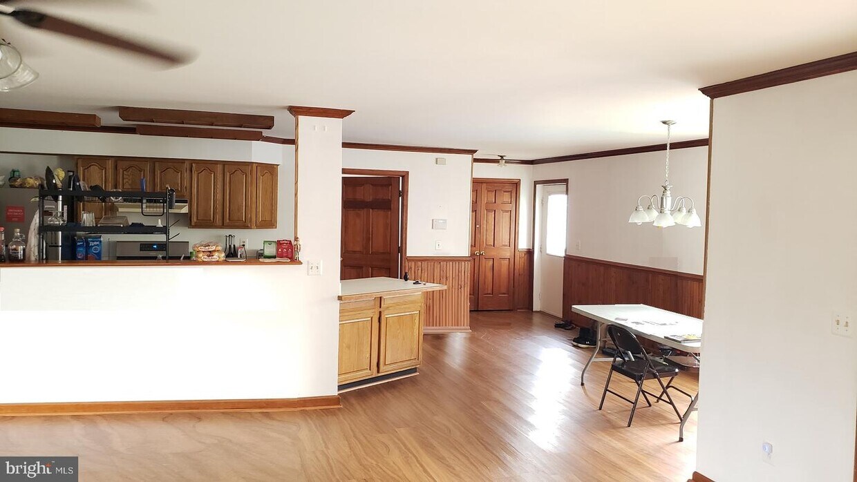 Foto principal - 709 Courthouse Rd