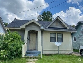 Building Photo - 2909 Laurel St