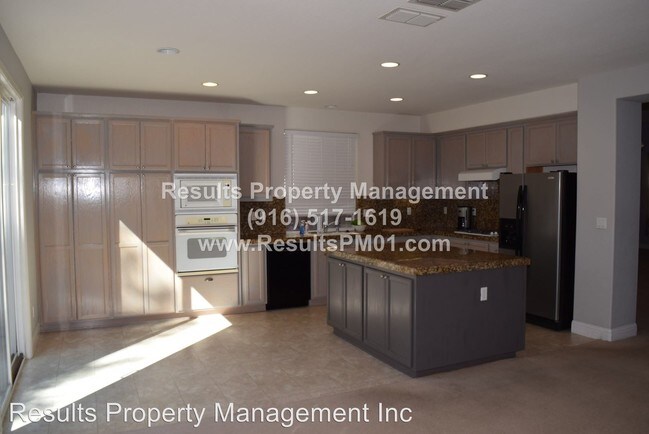 Foto del edificio - 1425 Alder Creek Ct