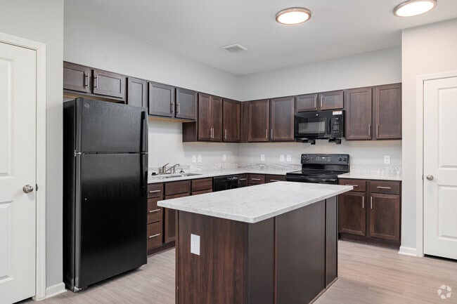 3BR, 2BA - 1,256SF - Kitchen - Bridges at Landrum