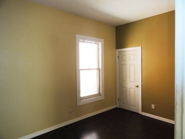 Foto del edificio - 2333 N Clarkson St