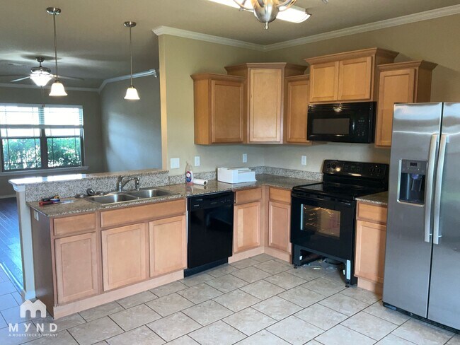 Foto del edificio - 156 Harvick Cir