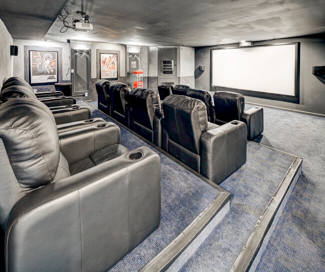 Foto del edificio - Peninsular Place