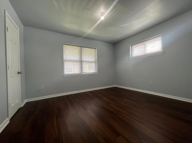 Foto principal - 7930 Bauman Rd