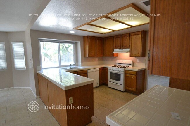 Foto del edificio - 31348 Huron St