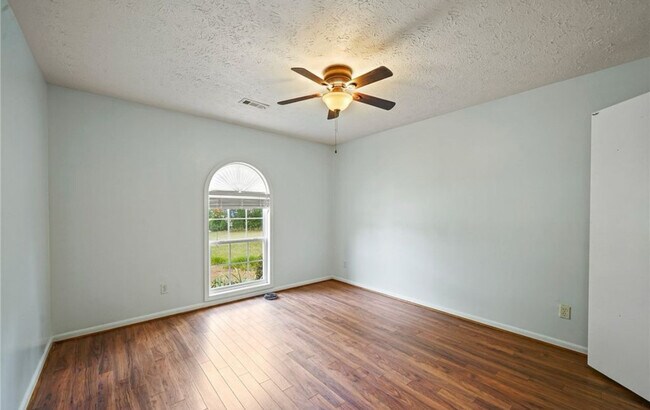 Building Photo - 6921 Brockwood St