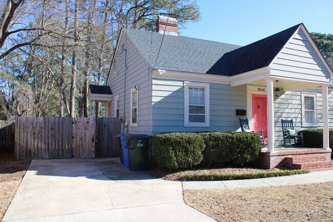 Foto del edificio - 1804 Anderson St NW