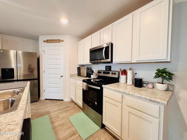 Foto del edificio - 4007 Pioneer Ln.