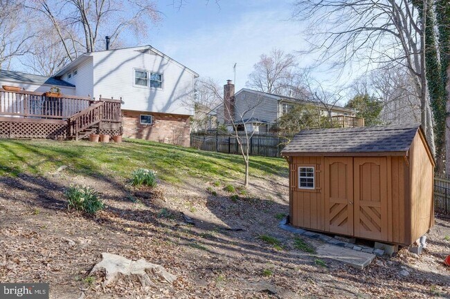 Building Photo - 7117 Hadlow Ct